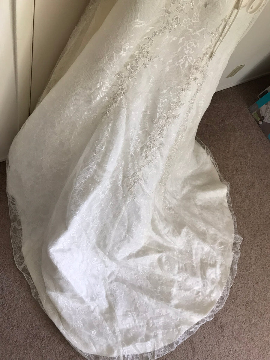 Maggie Sottero 'Vienna' size 14 used wedding dress – Nearly Newlywed
