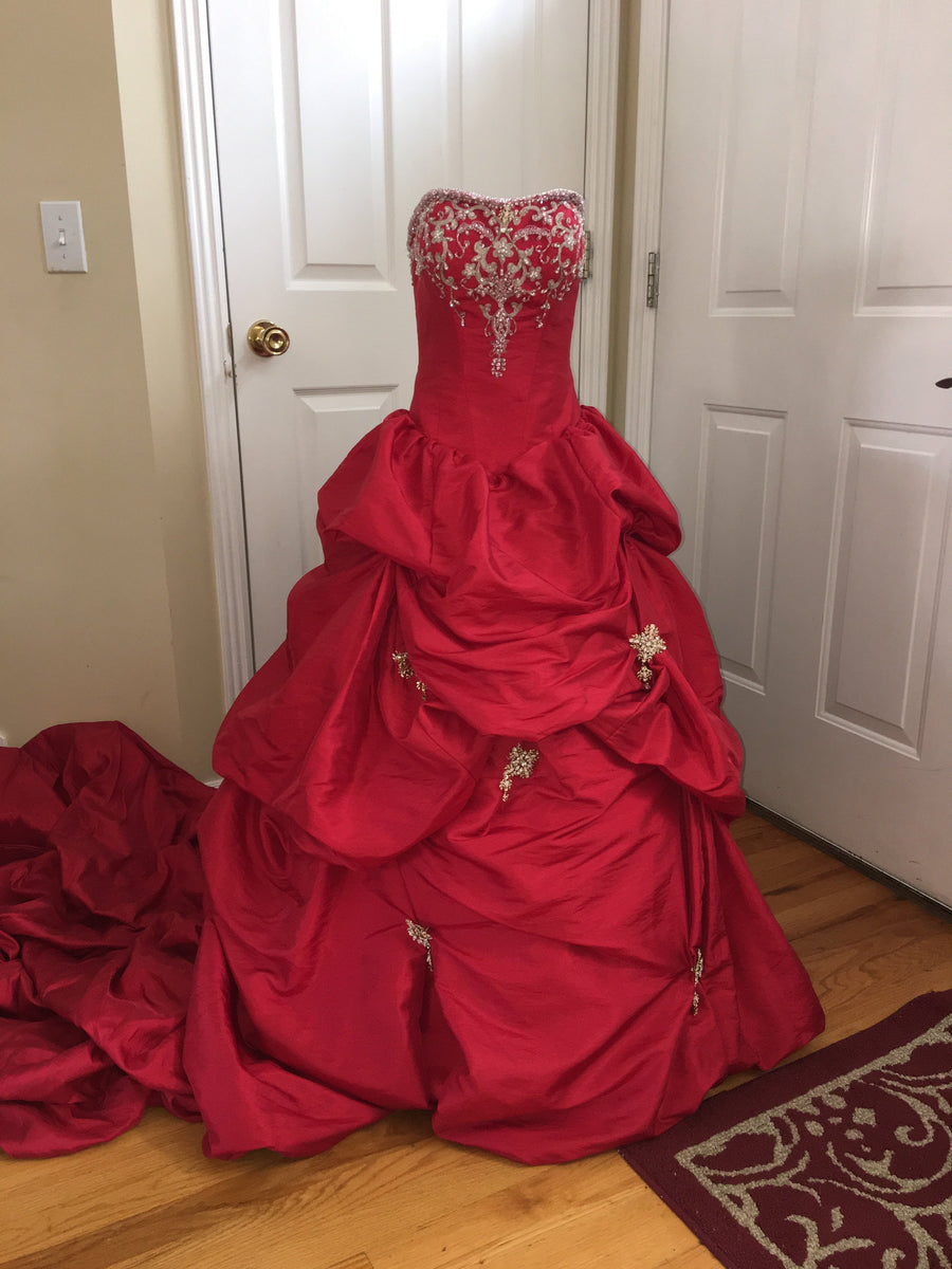 Custom 'Beaded Red' size 4 used wedding dress – Nearly Newlywed