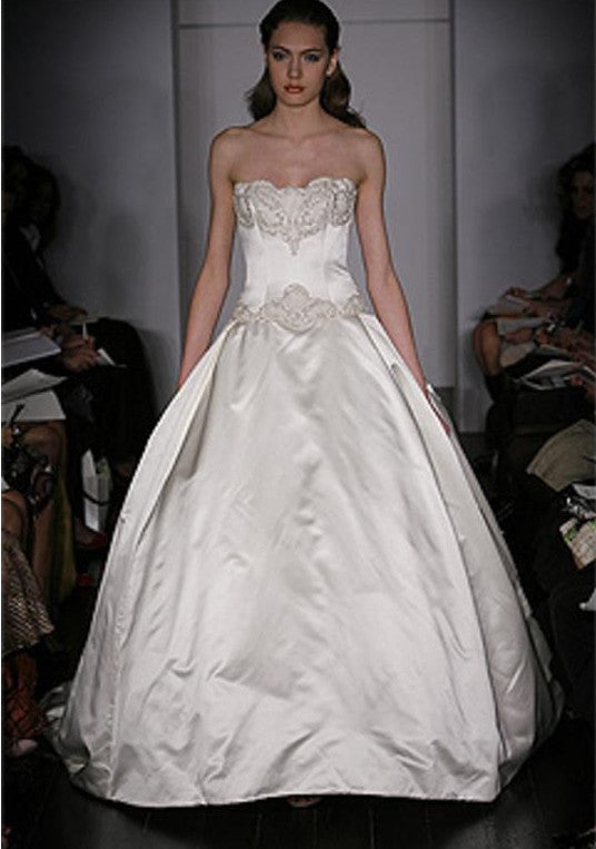 Kenneth Pool 'Ava' Size 8 Wedding Dress - Nearly Newlywed