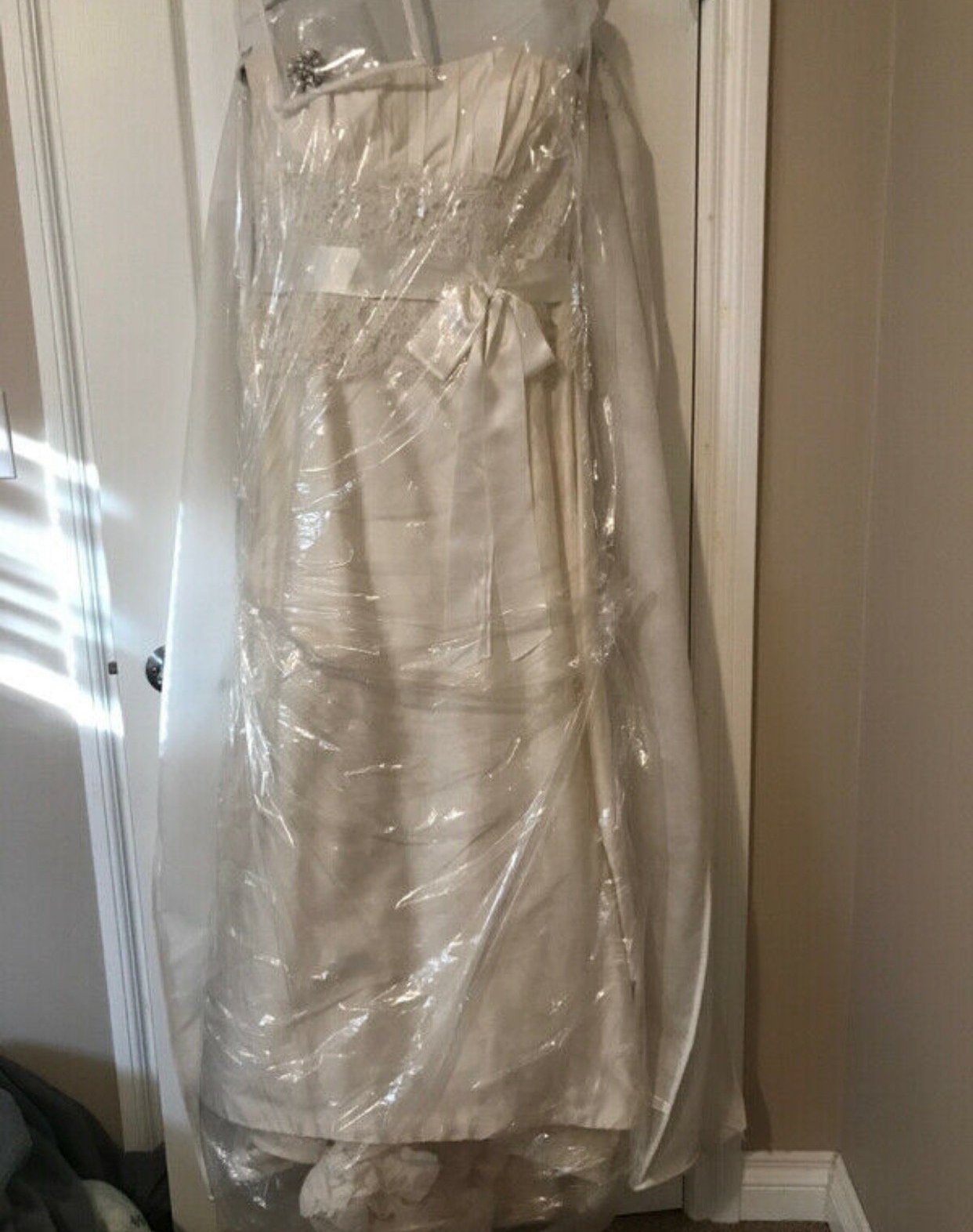Paloma Blanca '3851' size 14 used wedding dress – Nearly Newlywed