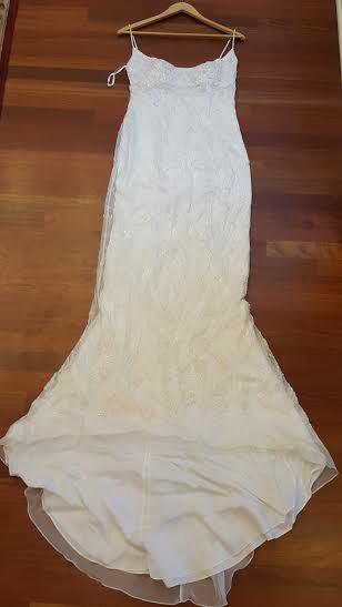 Stephen Yearick 'M1790' size 6 used wedding dress – Nearly Newlywed