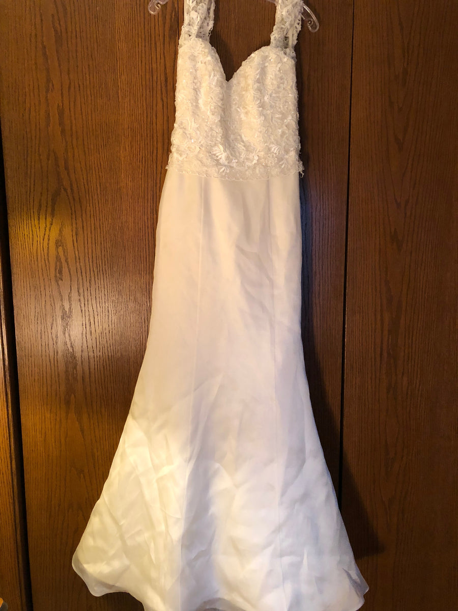 Exquisite Bride 'Portia' size 10 new wedding dress – Nearly Newlywed