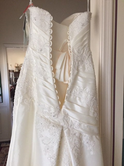 Mori Lee 'Blu' size 8 new wedding dress – Nearly Newlywed