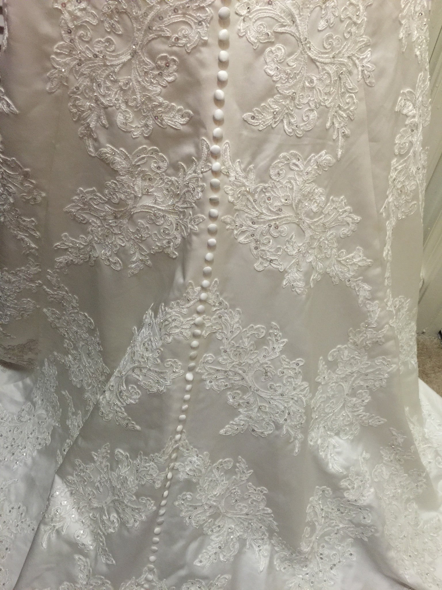 Oleg Cassini 'Strapless' size 12 new wedding dress – Nearly Newlywed