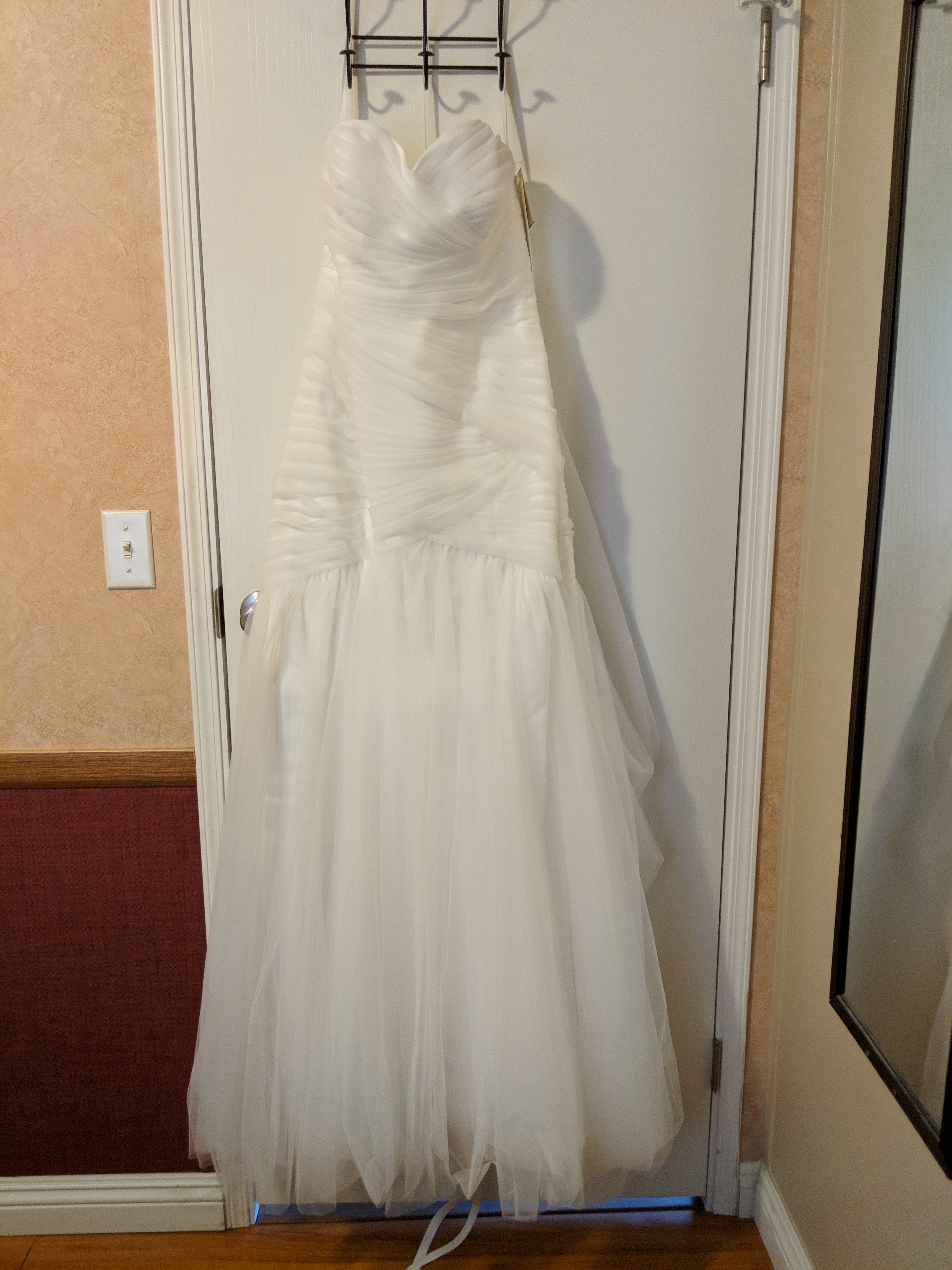 David's Bridal 'Strapless Sweetheart' size 12 new wedding dress ...