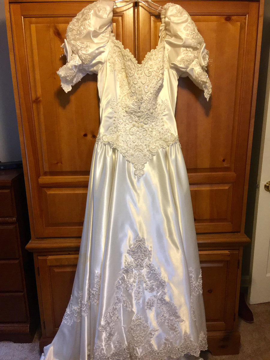 Mori Lee 'Princess' size 12 used wedding dress – Nearly Newlywed