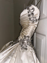 Load image into Gallery viewer, Pnina Tornai &#39;4019&#39;
