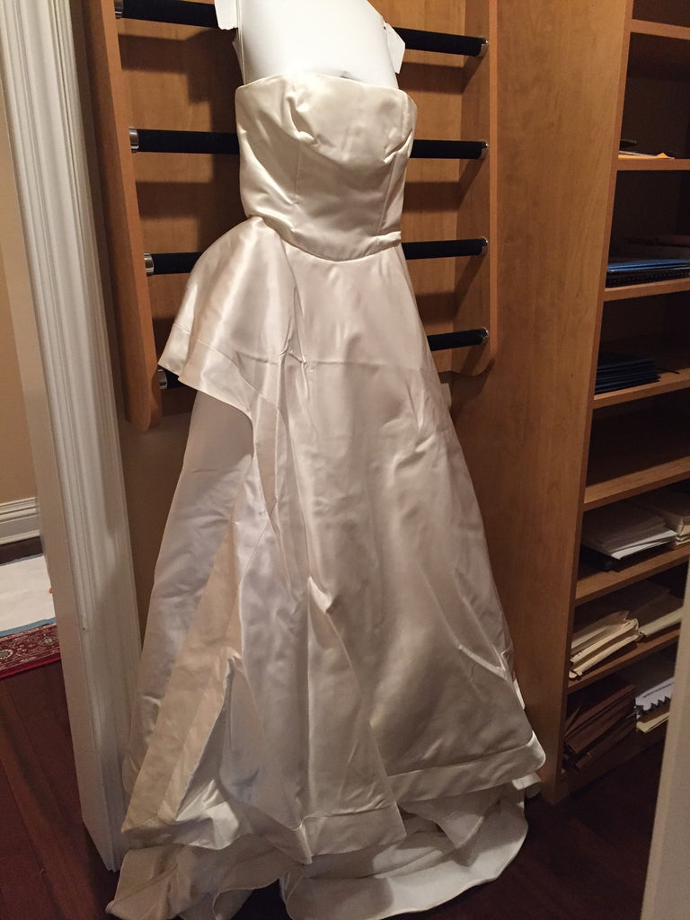 Eva Haynal Forsyth 'Fairytale' size 6 used wedding dress - Nearly Newlywed
