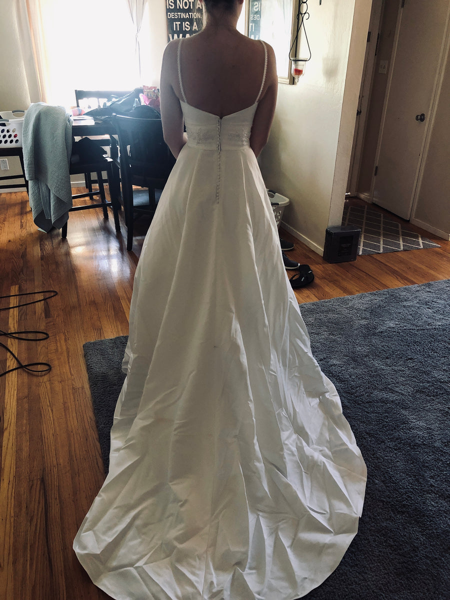 Paloma Blanca 'Blue Bird' size 8 used wedding dress – Nearly Newlywed