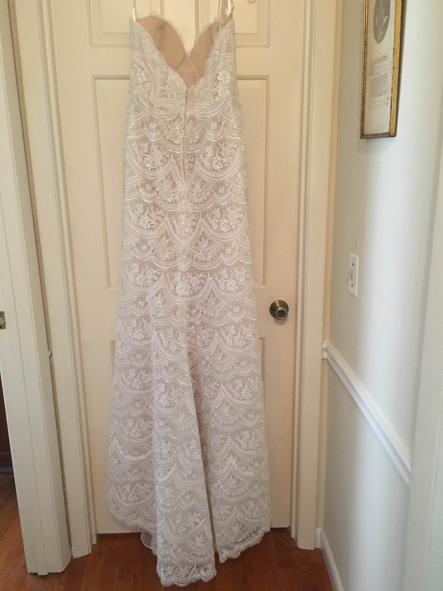Essence of Australia 'D2017DM' size 10 new wedding dress – Nearly Newlywed