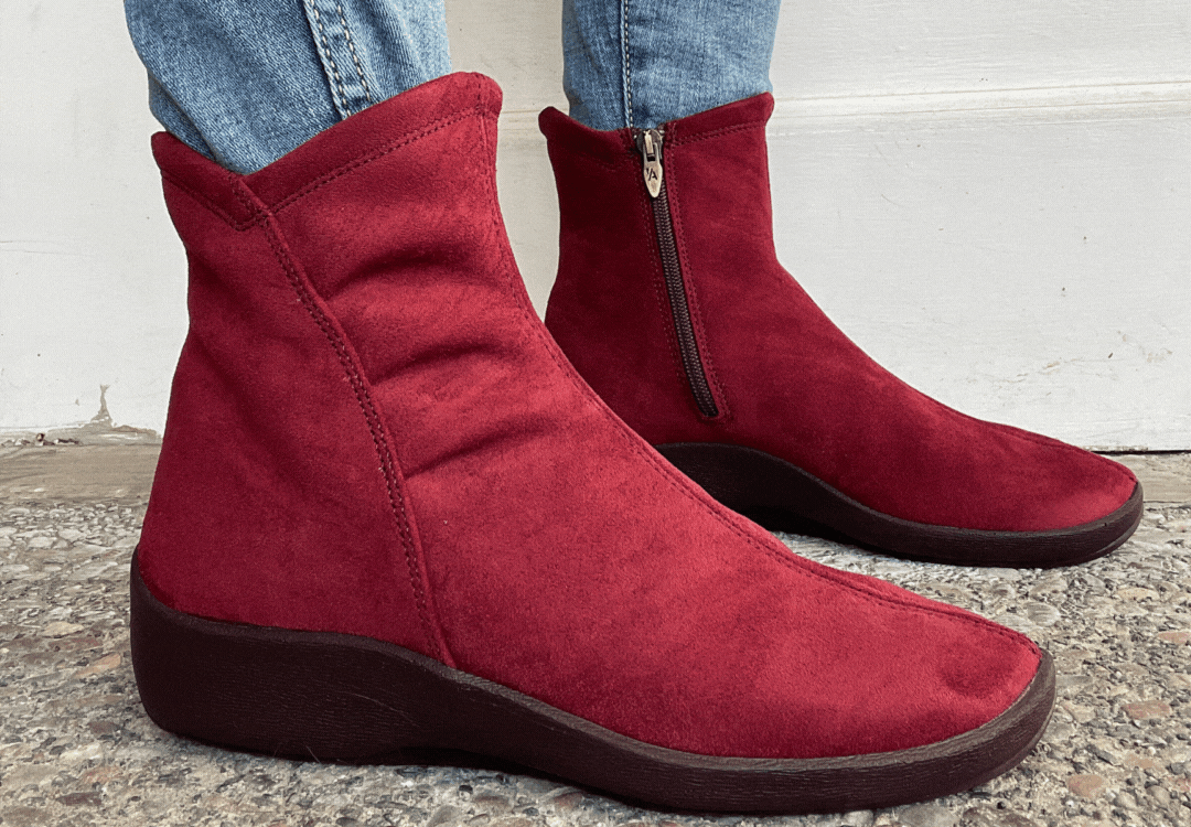 What is the most comfortable women's boot for fall? Sole Desire Shoes