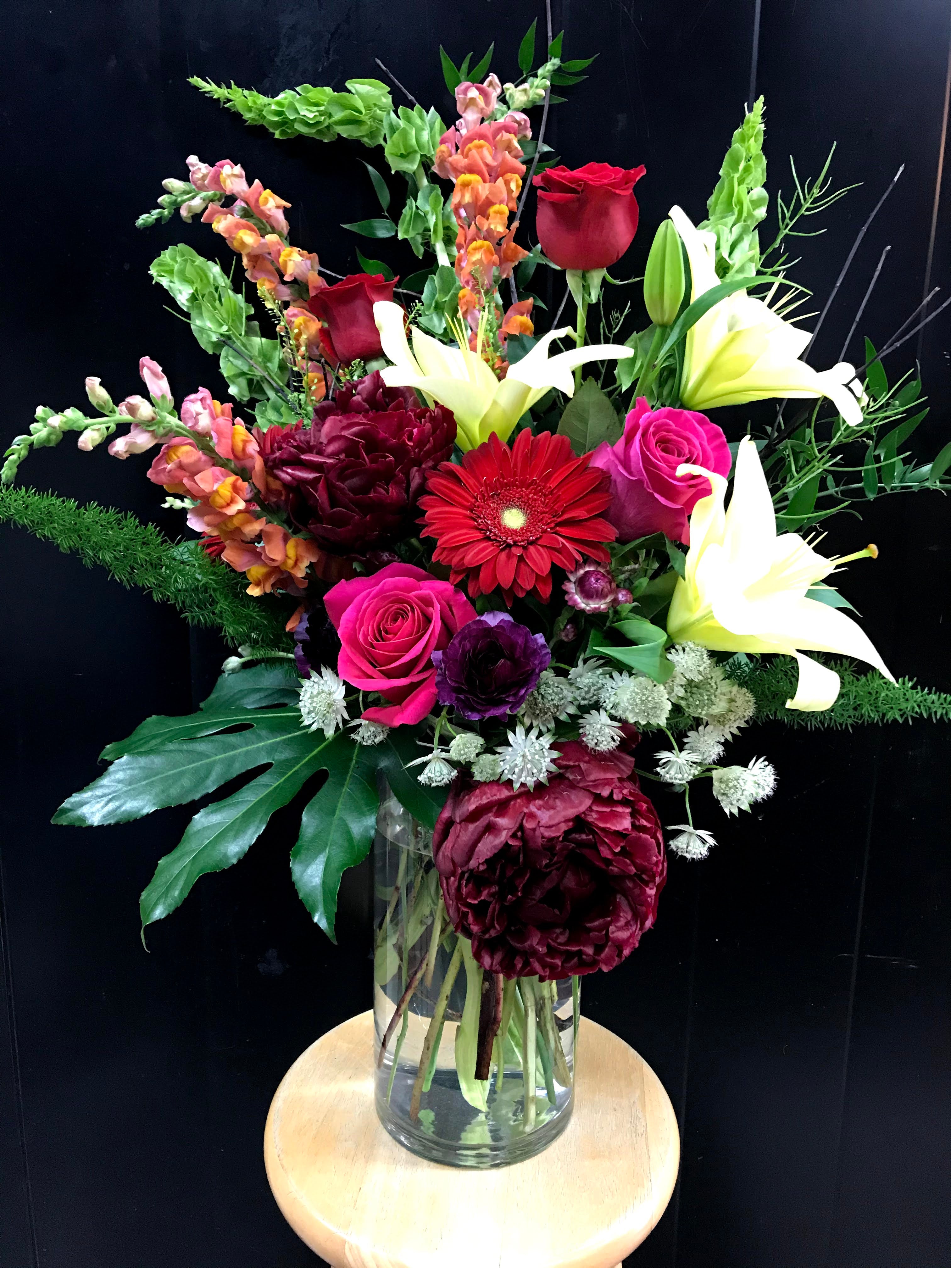 Vase Arrangements – Trillium Floral Designs