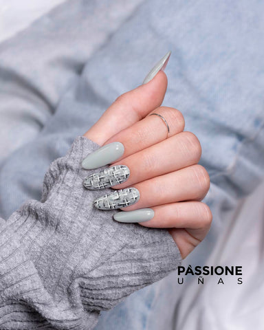 Manicura: Glitter blanco para la decoración de uñas, cómo usar la tendencia  este invierno