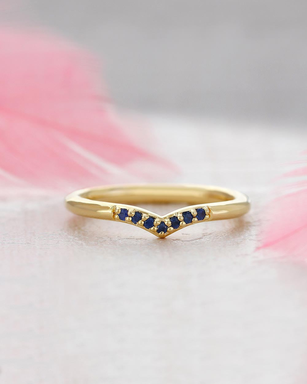 v-shaped sapphire wedding ring