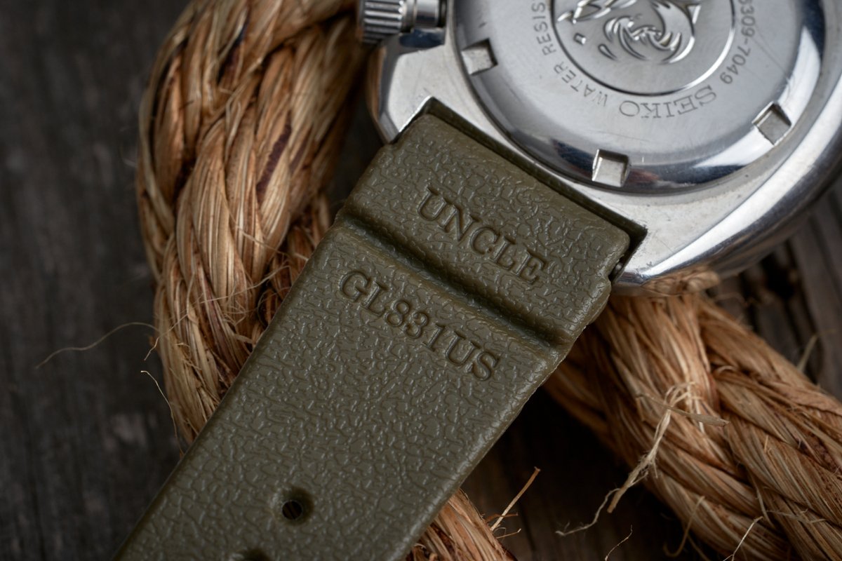 Uncle Seiko GL831 Olive Drab Diver Strap – Russell Jewellers