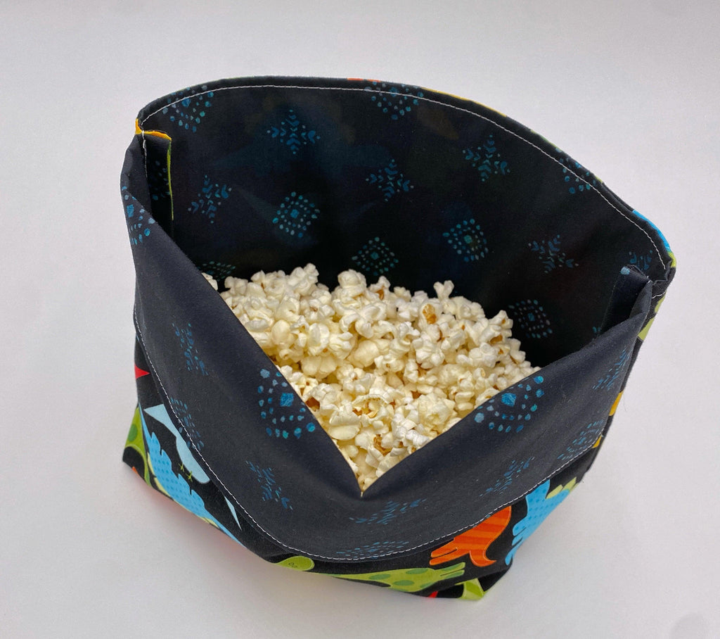 How to make a reusable microwave popcorn bag | DIY Popcorn bag tutorial |  Easy box corners - YouTube