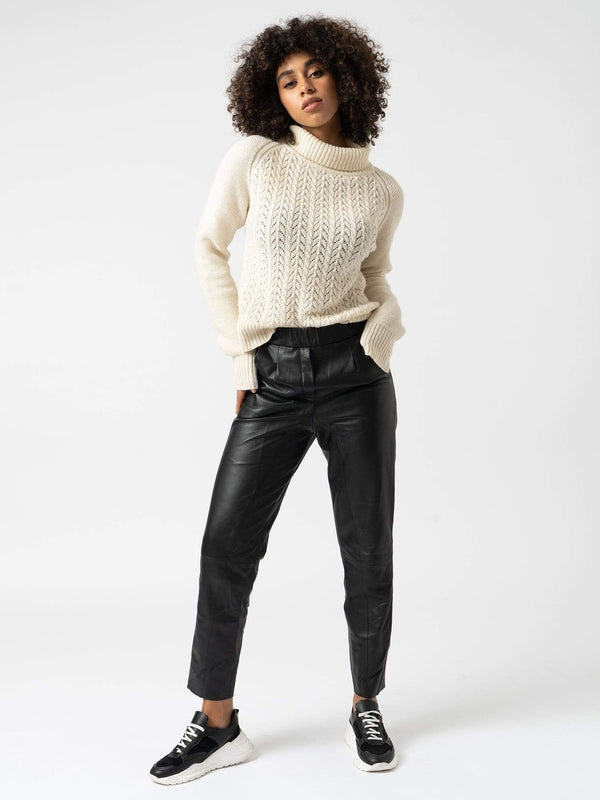 Women's Trousers | Saint + Sofia® UK