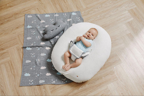 newborn lounger boppy