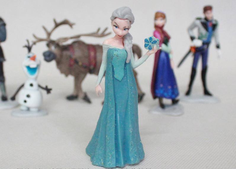 miniature frozen figurines