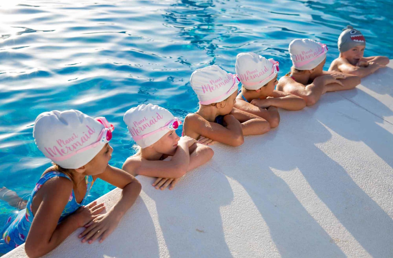 Schwimmen Sie Ausbildung für Meerjungfrauen an der Planetenmeerjungfrau