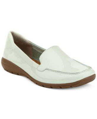 easy spirit abide flats