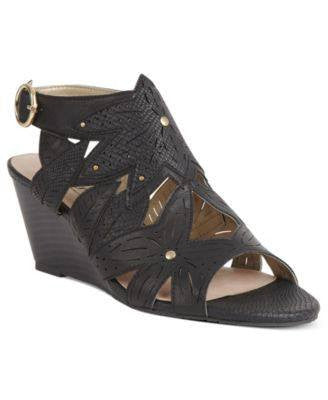 XOXO WEDGE SANDALS – Fashionbarn shop