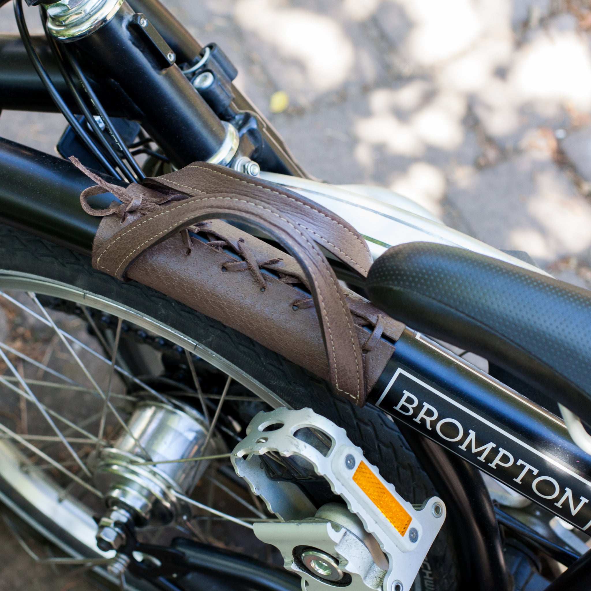 brompton carry handle