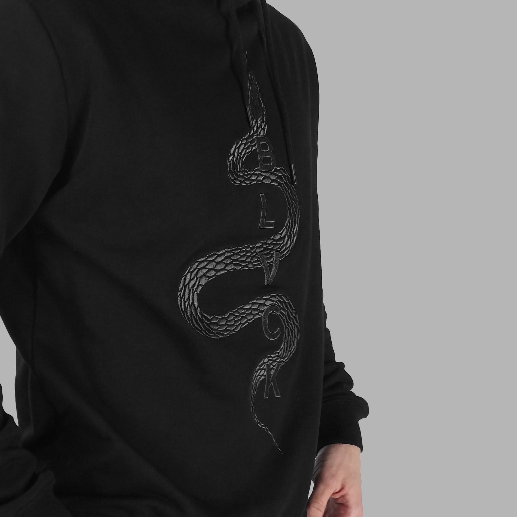 SNAKE SIGNATURE HOODIE [ BLVCK PARIS ] スネークプリントプル