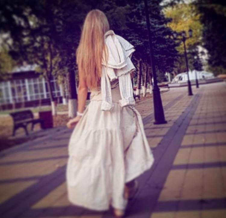 white bohemian maxi skirt