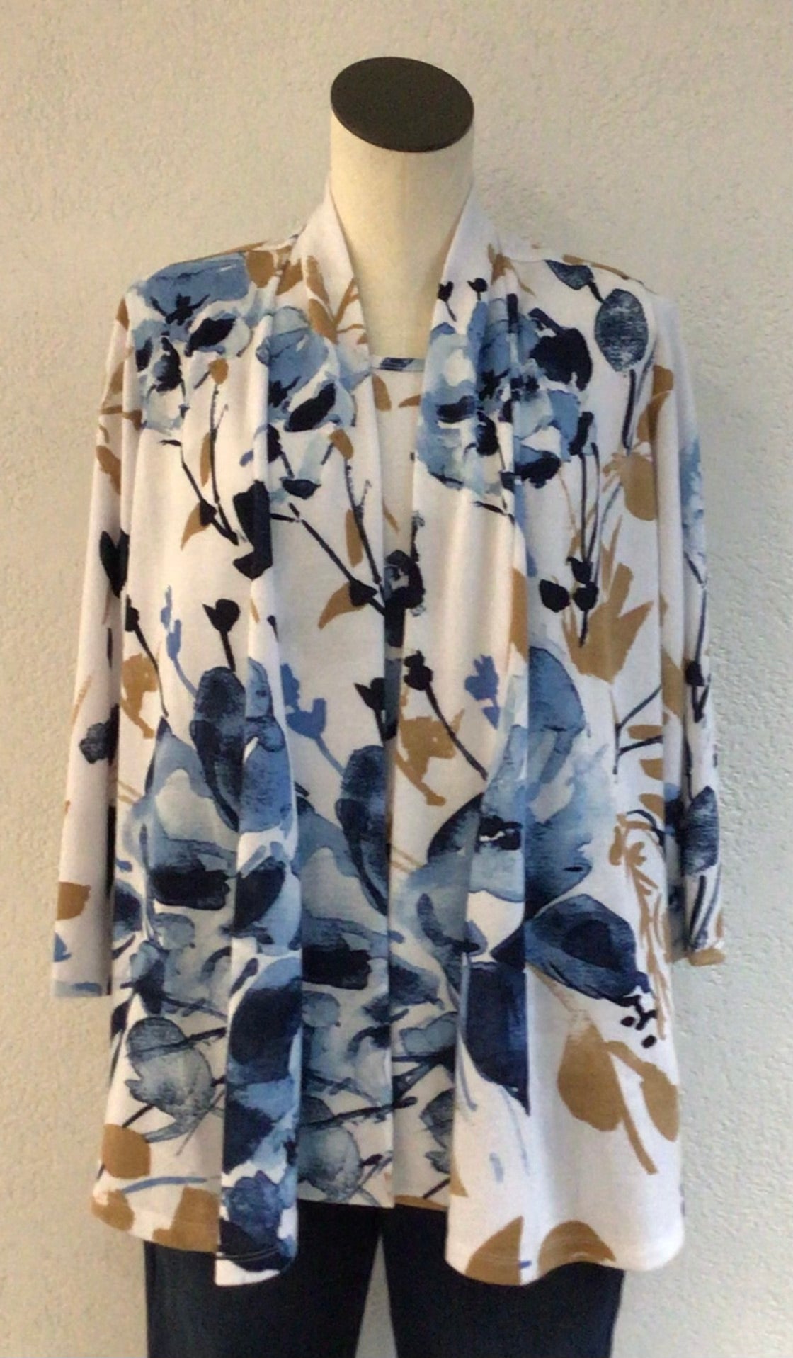 Multiples 2-Piece Set Tan and Blue Print Top M15110JM