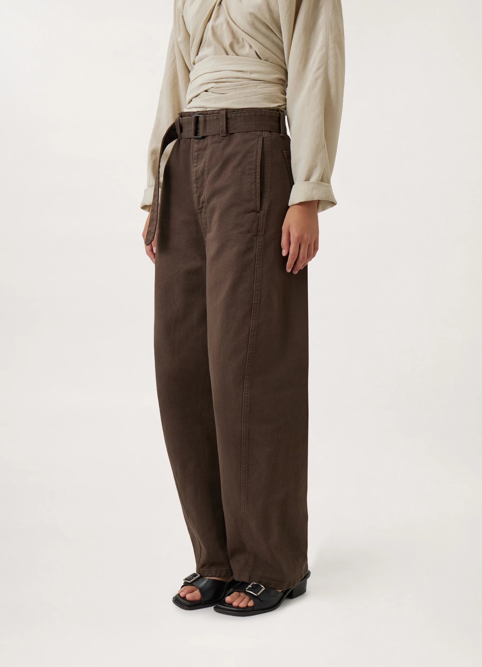 TWISTED BELTED PANTS - Lemaire-USA