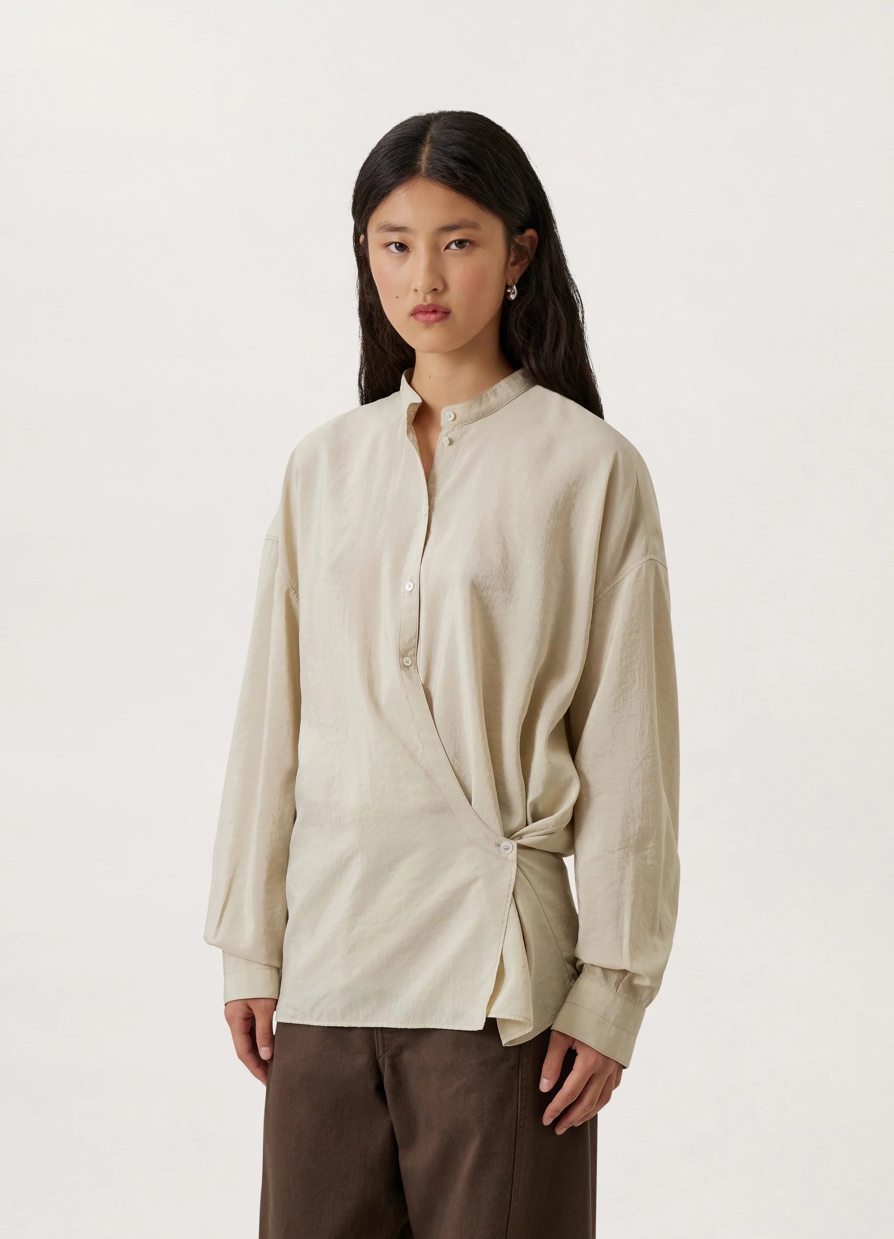 Officer Collar Twisted Shirt - Dusty Mastic | LEMAIRE - Lemaire-USA