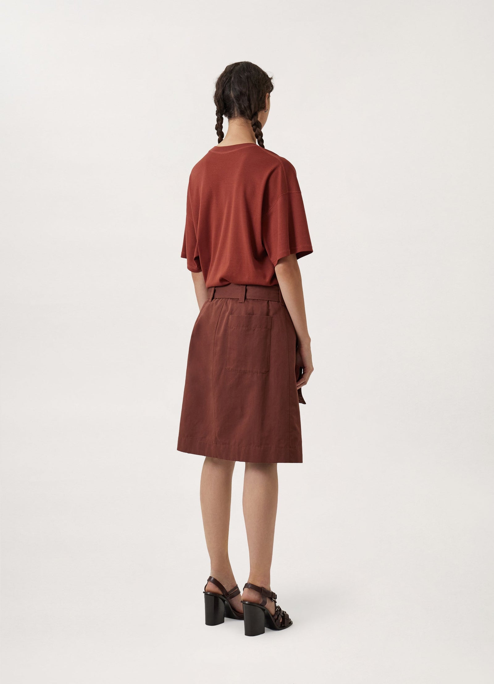 人気のクリスマスアイテムがいっぱい！ LEMAIRE 22AW SOFT APRON SKIRT ...