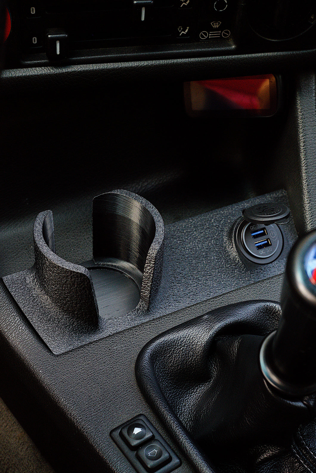 Bmw 0 Center Console Cup Holder And Dual Usb Am Innovation