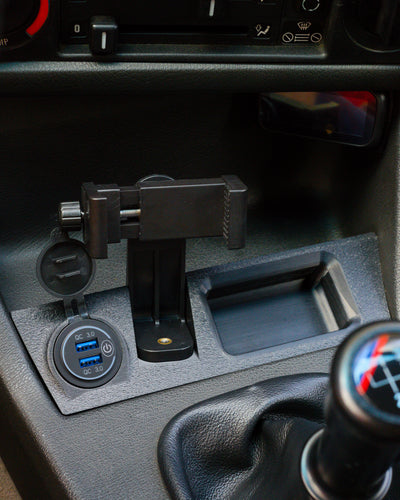 BMW E36 Phone Mount and USB – AM Innovation