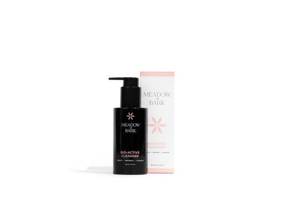 Clean Skin Club Pineapple Glow Mist, Hyaluronic Acid + Peptides, Papaya +  Coconut Extracts, Hydrating & Fortifying Face Spray