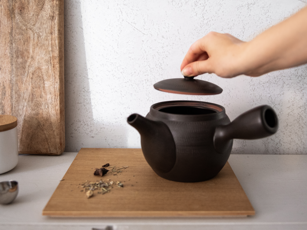 Preparation of green tea faulty