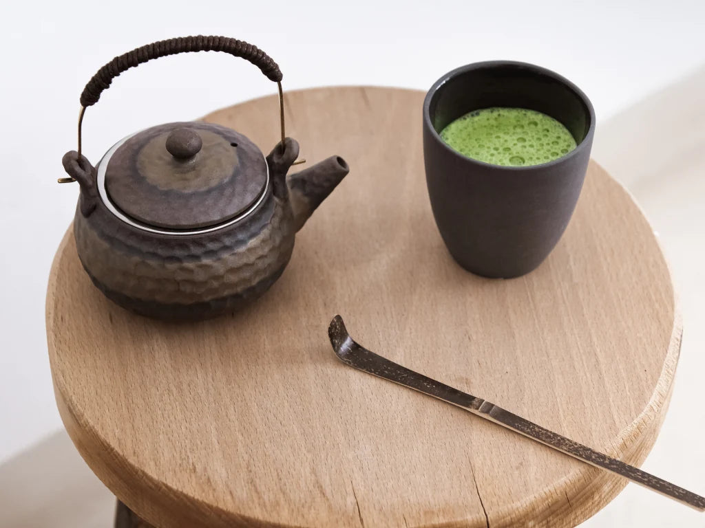 Matcha mit Kanne