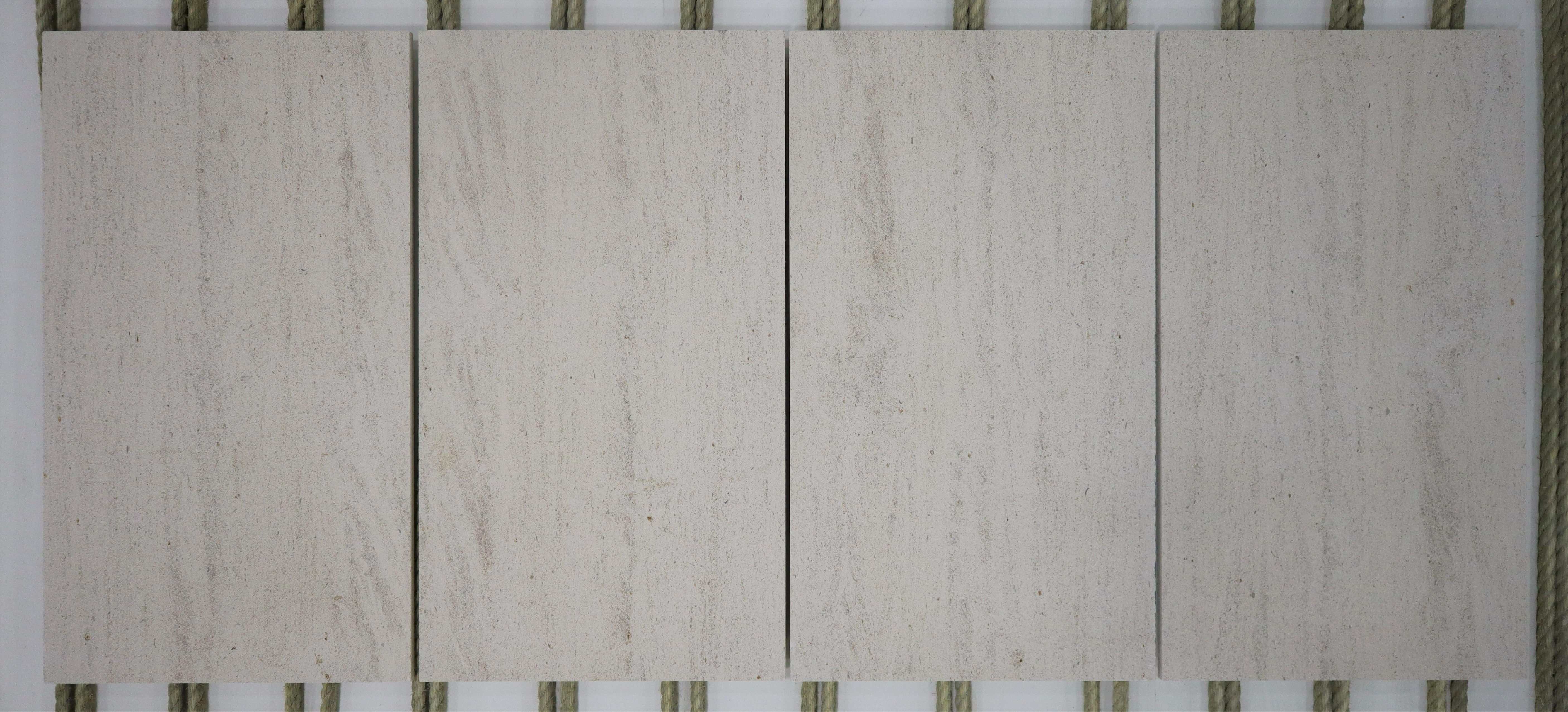  Beaumaniere%20Limestone%20Tile%20%20Honed%2018%22%20x%2032%22%20x%209/16%22%20Stone%20Straight%20Edge 