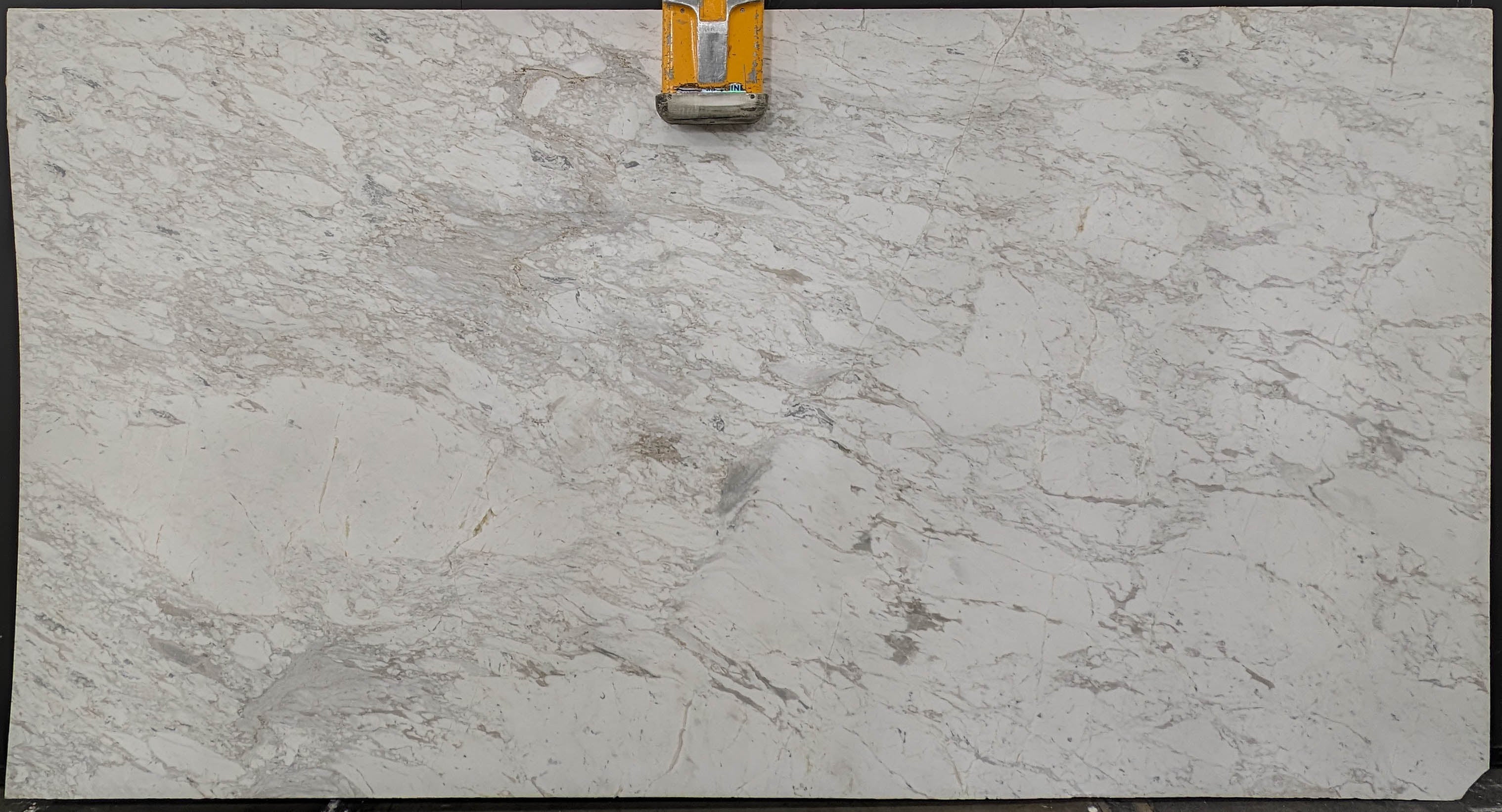  Arabescato%20D'oro%20Marble%20Slab%203/4%22%20%20Honed%20Stone - 54071#25 -  60X112VS 