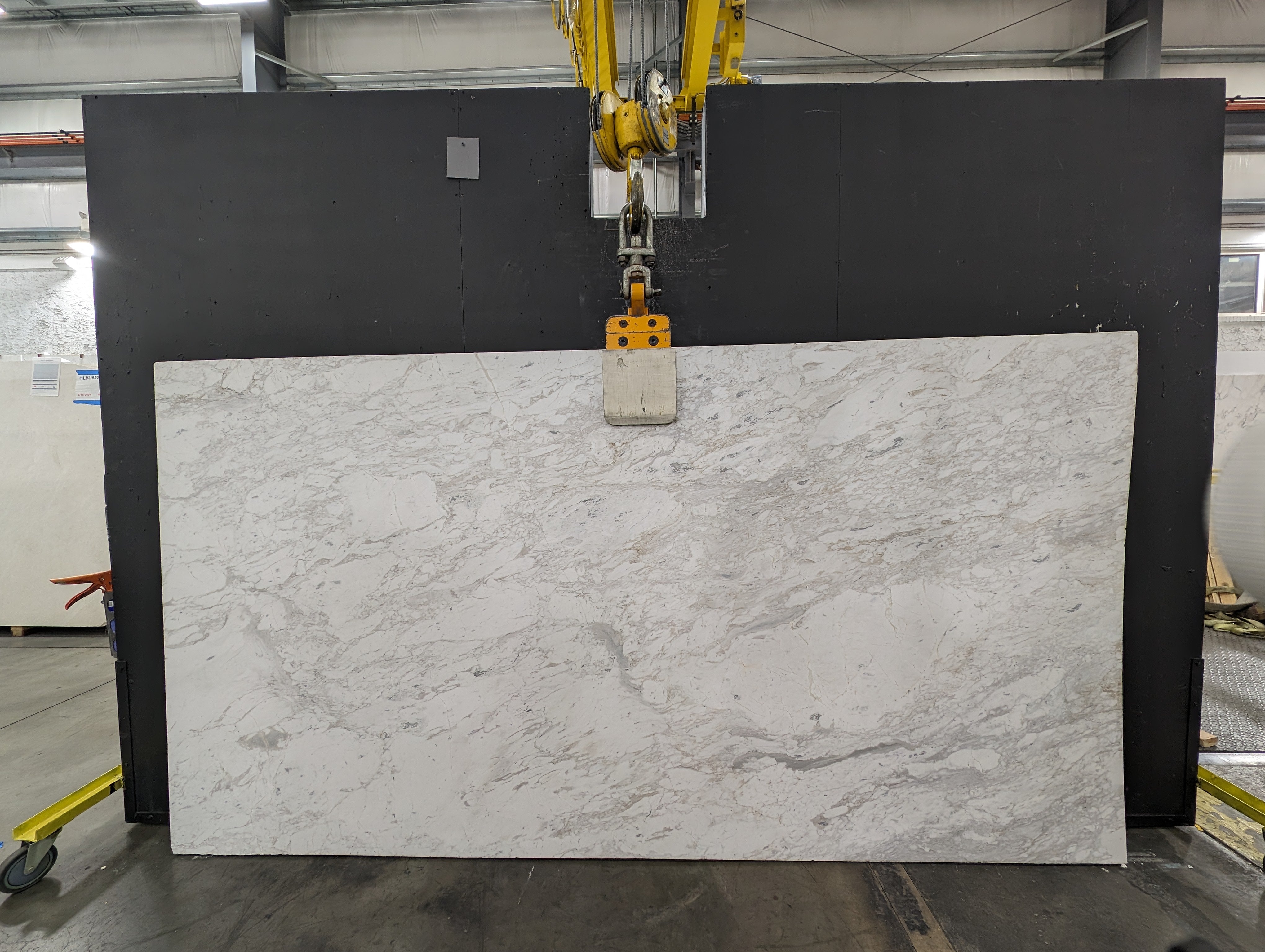  Arabescato%20D'oro%20Marble%20Slab%203/4%22%20%20Honed%20Stone - 54071#30 -  60X112VS 