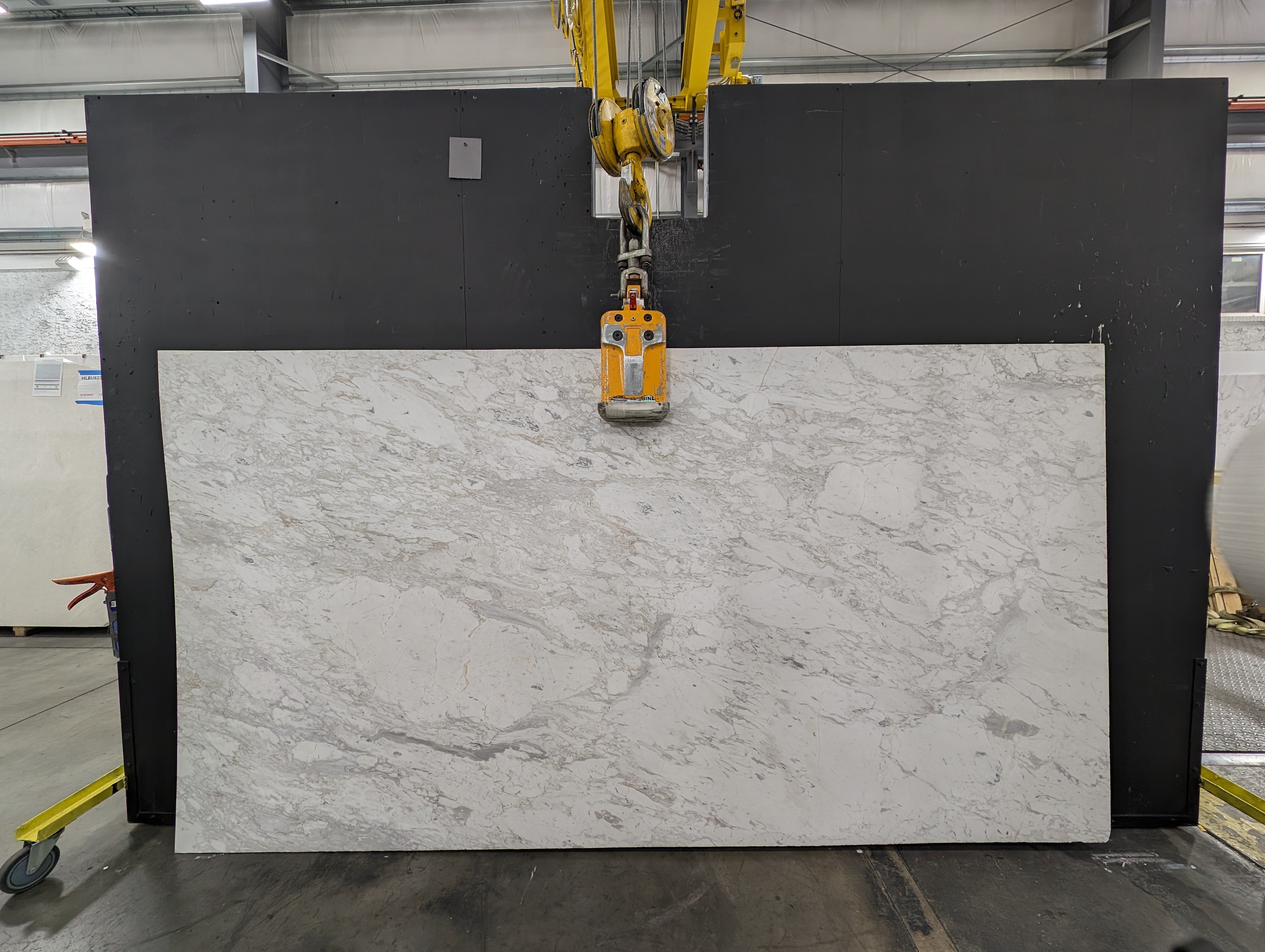  Arabescato%20D'oro%20Marble%20Slab%203/4%22%20%20Honed%20Stone - 54071#31 -  60X112VS 