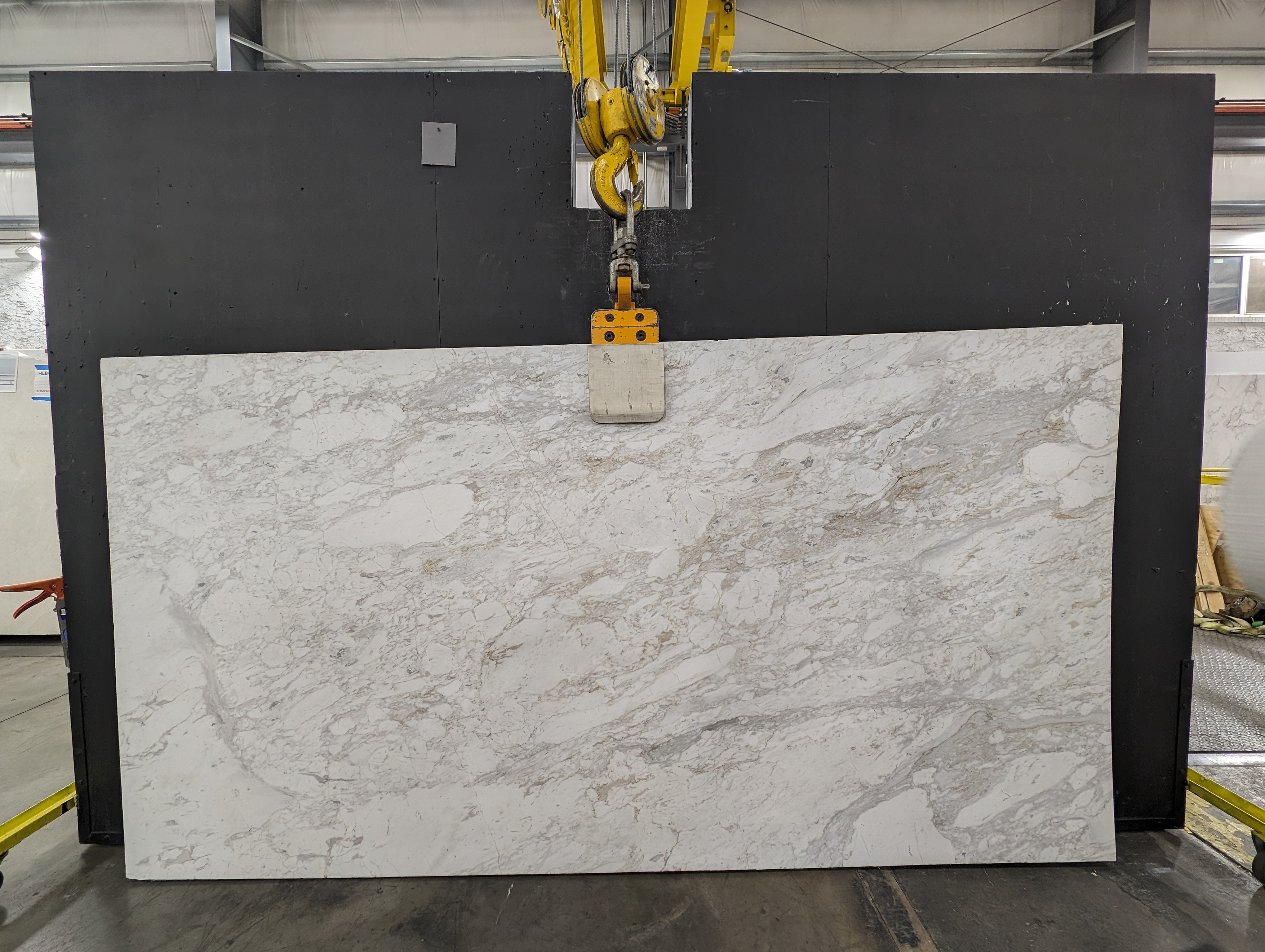  Arabescato%20D'oro%20Marble%20Slab%203/4%22%20%20Honed%20Stone - 54071#40 -  60X112VS 