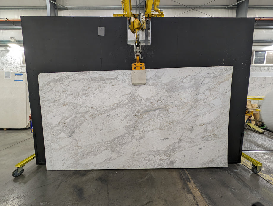  Arabescato D'oro Marble Slab 3/4  Honed Stone - 54071#66 -  60X112VS 