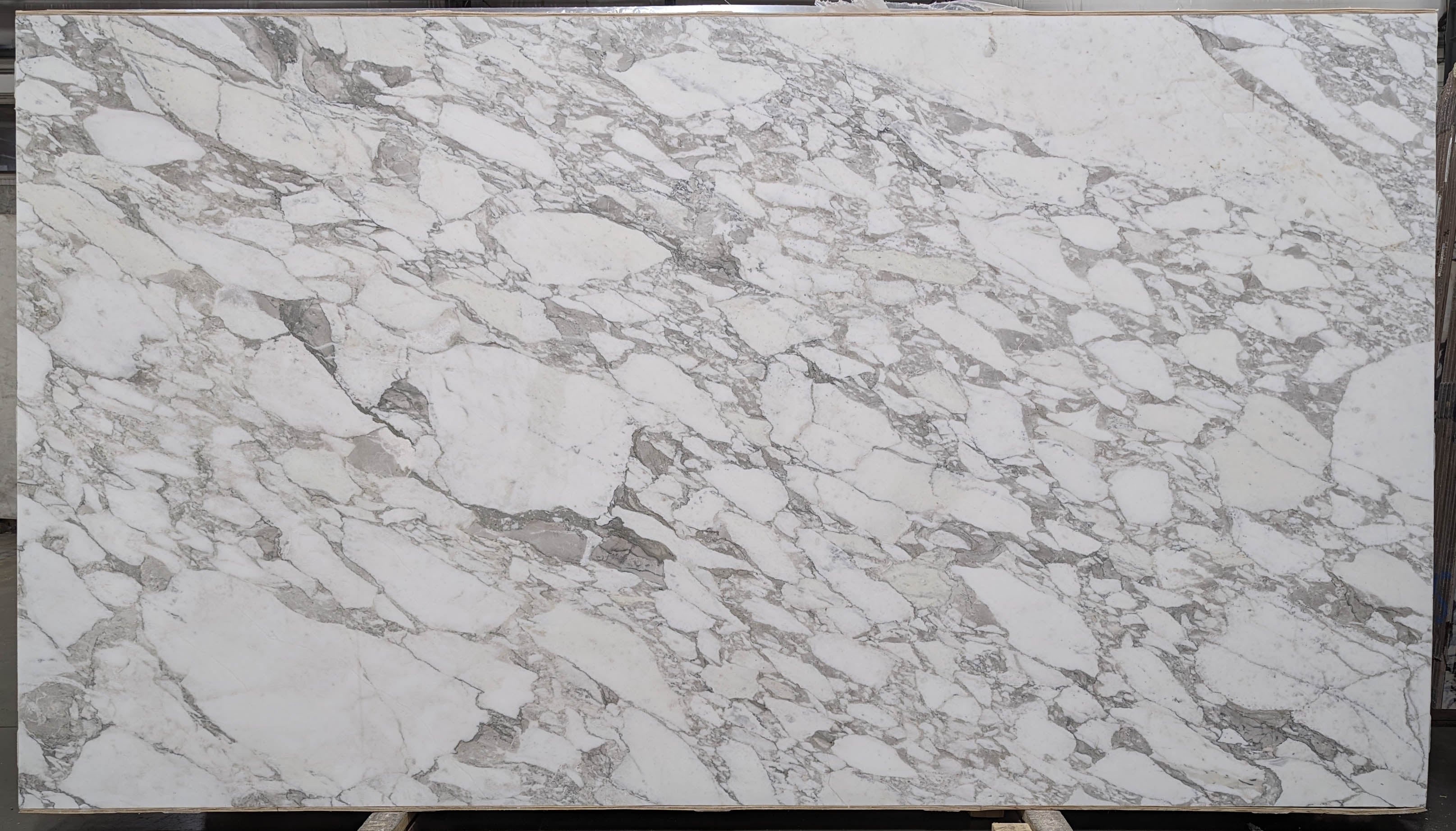  Arabescato%20Vagli%20Marble%20Slab%203/4%22%20%20Honed%20Stone - 23128#46 -  76x138 