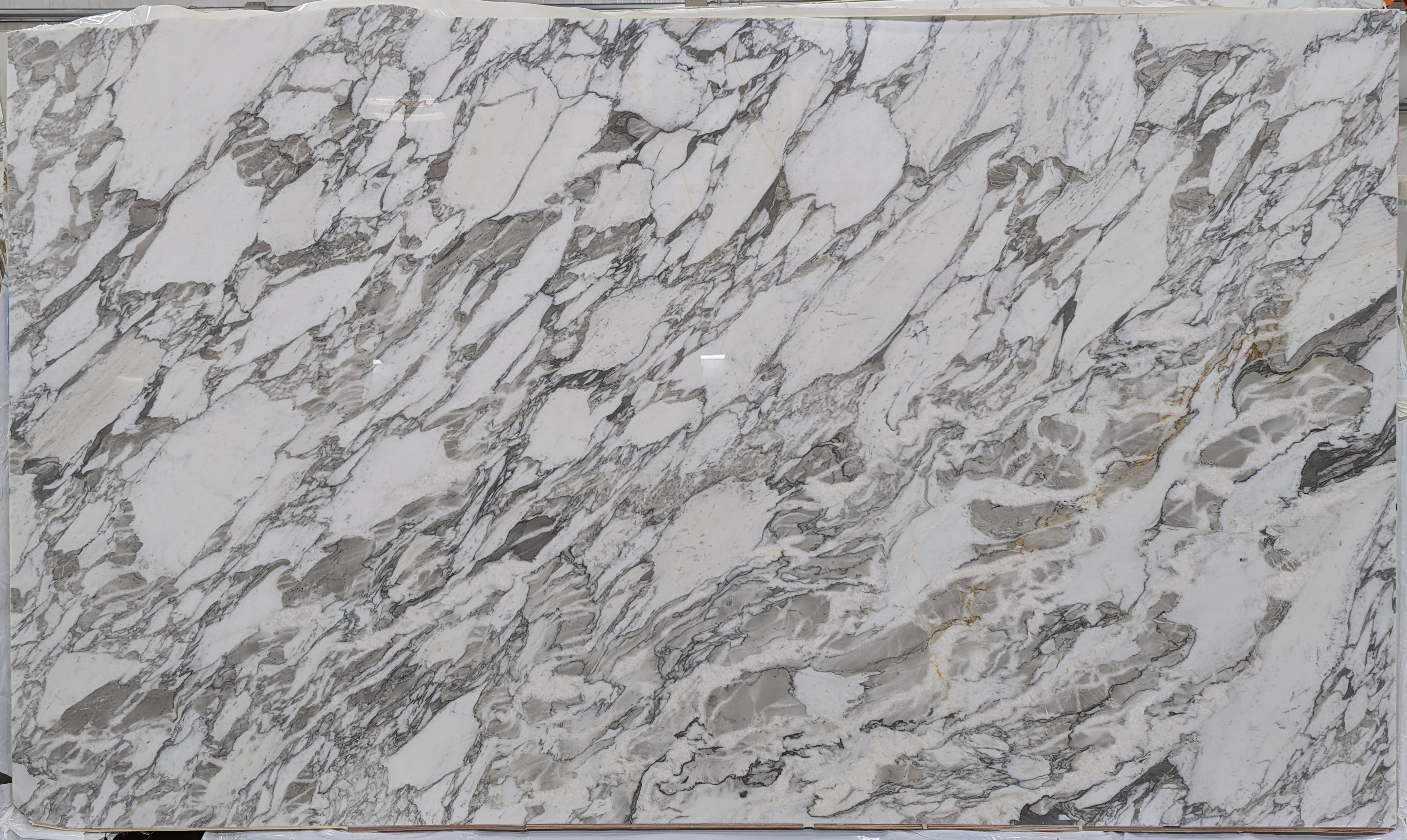  Arabescato Vagli Marble Slab 3/4  Polished Stone - 3569#40 -  67X115 