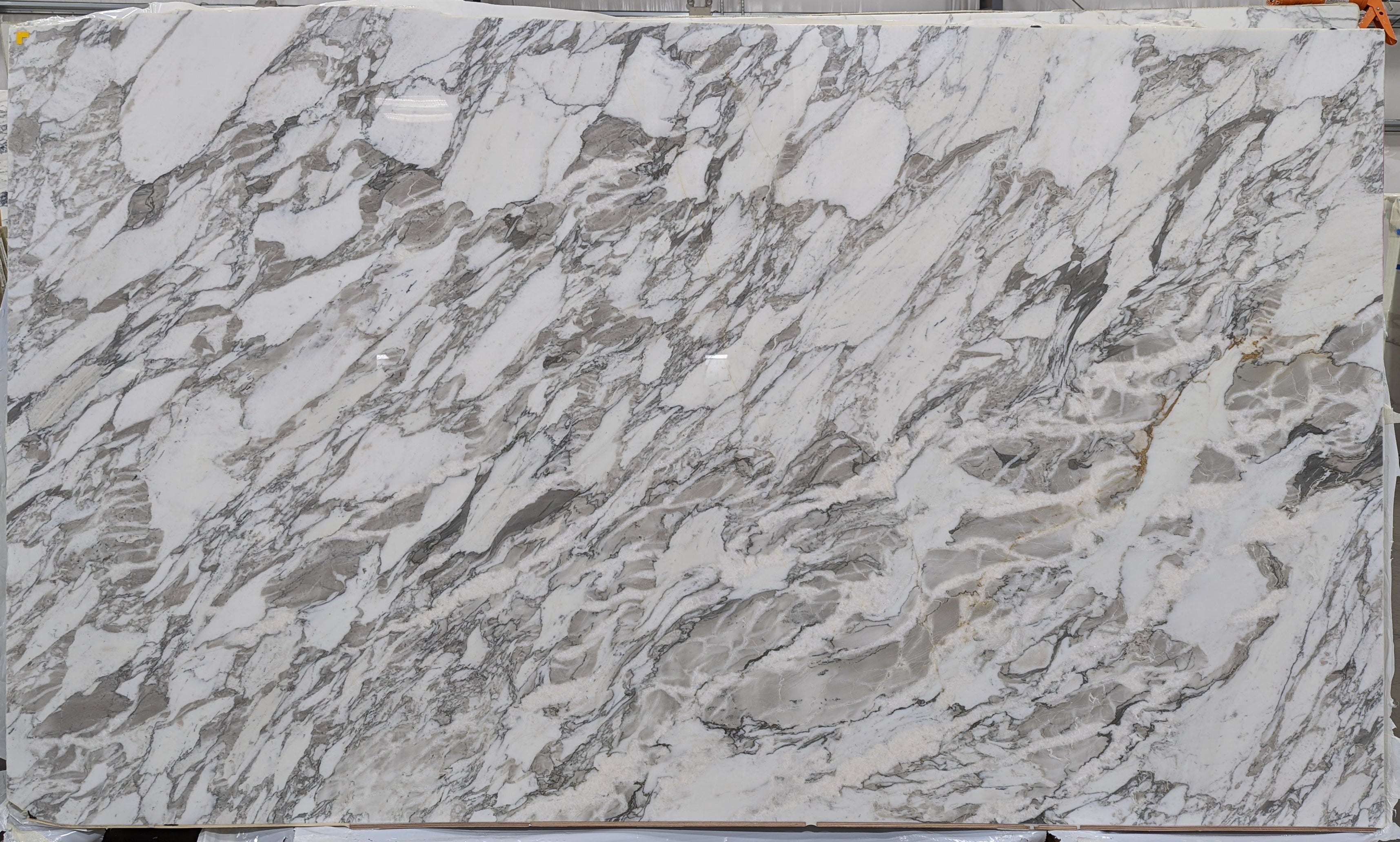  Arabescato Vagli Marble Slab 3/4  Polished Stone - 3569#42 -  67X116 