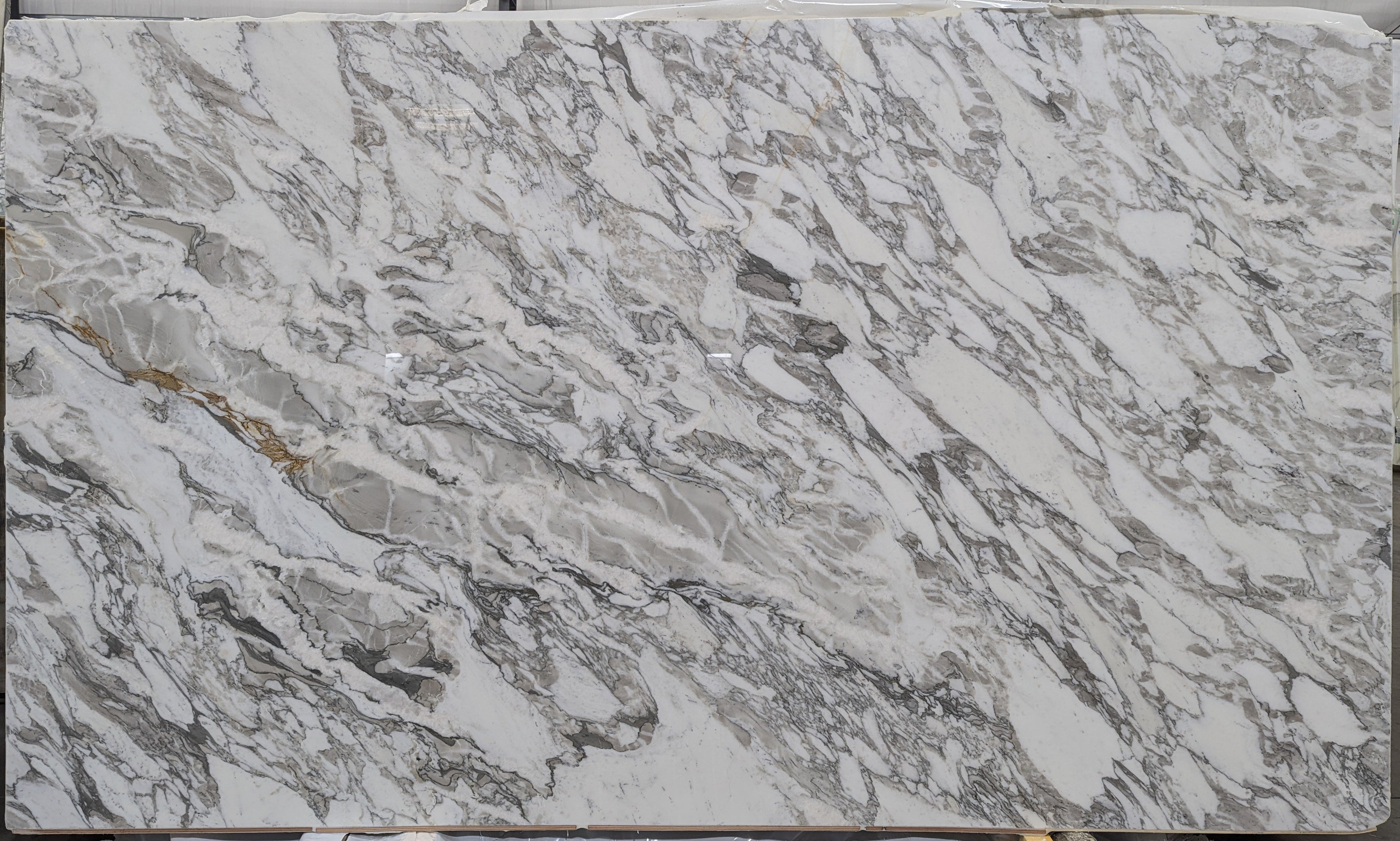  Arabescato Vagli Marble Slab 3/4  Polished Stone - 3569#53 -  67X116 