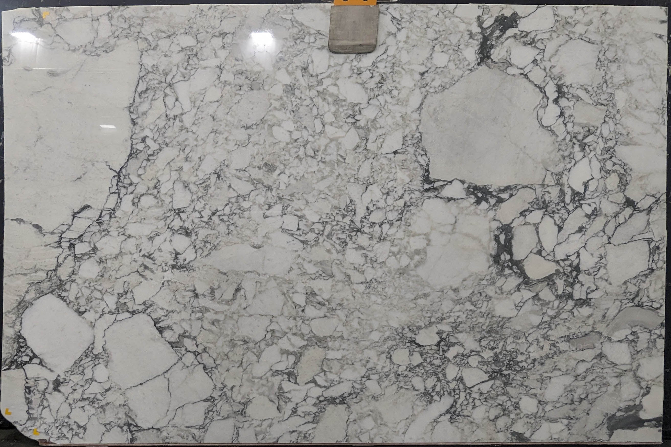  Arabescato%20Vagli%20Marble%20Slab%203/4%22%20%20Polished%20Stone - PLST947#38 -  73x115 