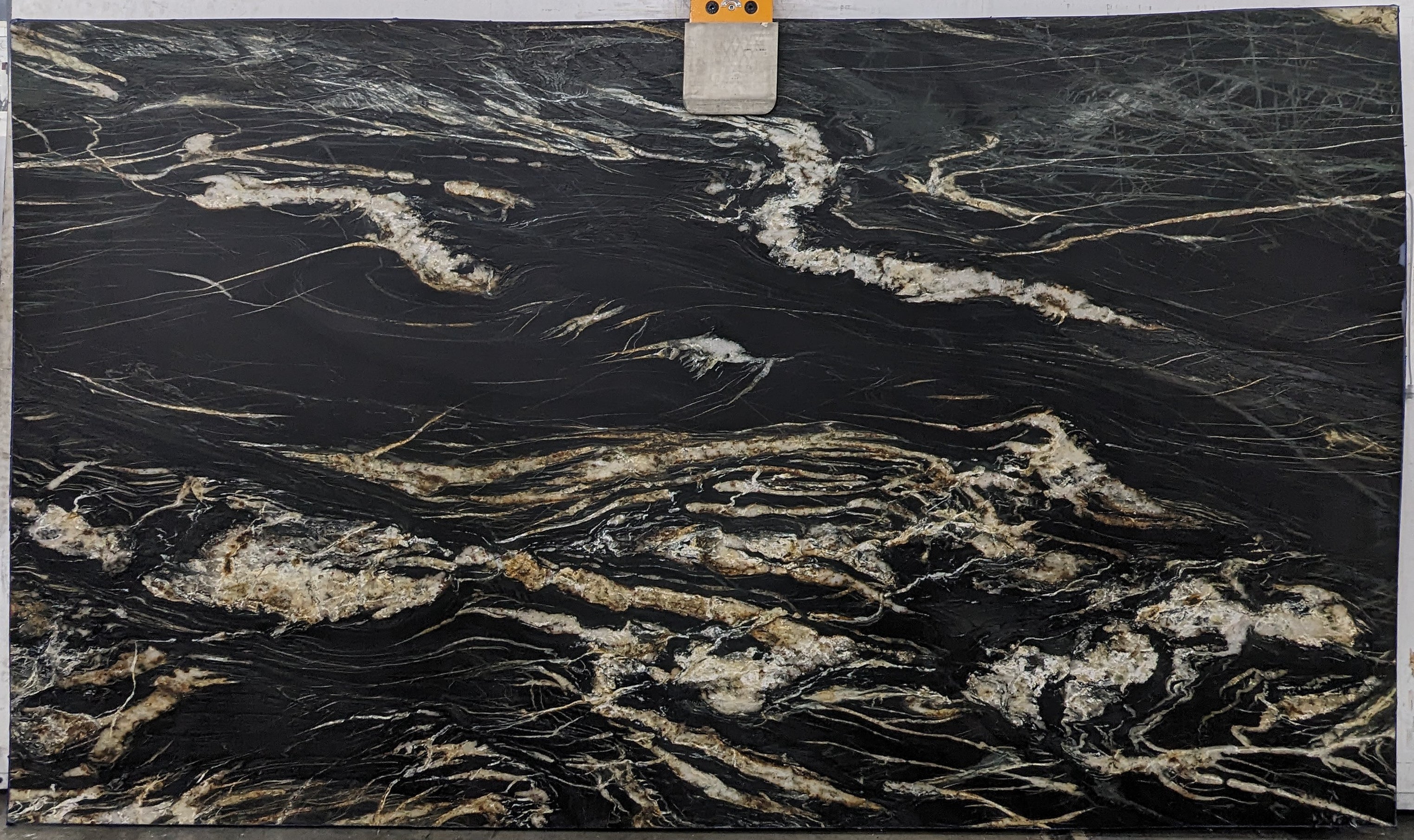 Belvedere Quartzite Slab Stone – Artistic Tile